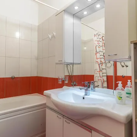 Stunning Apartment In Pula With Wifi Exterior photo