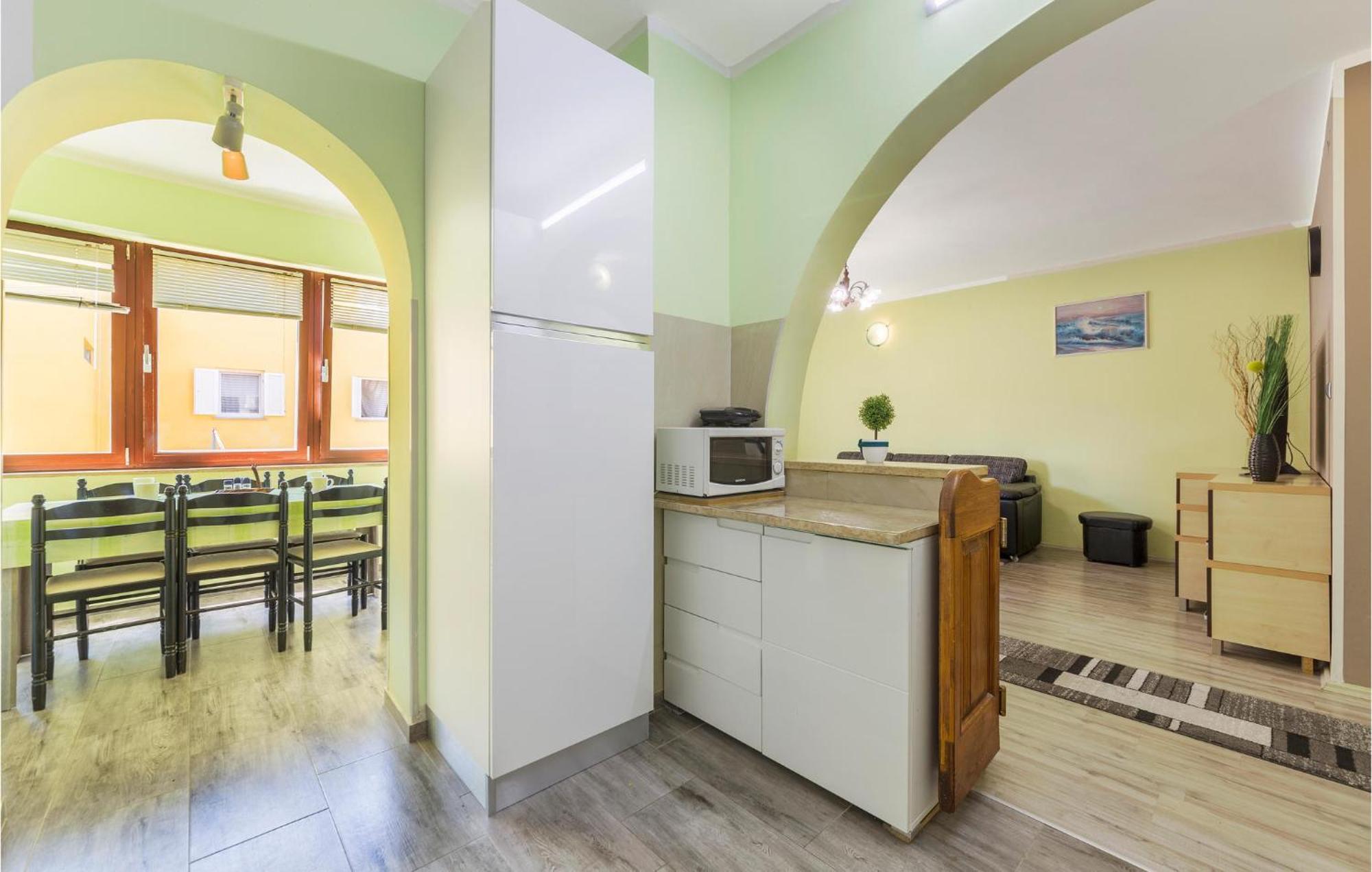 Stunning Apartment In Pula With Wifi