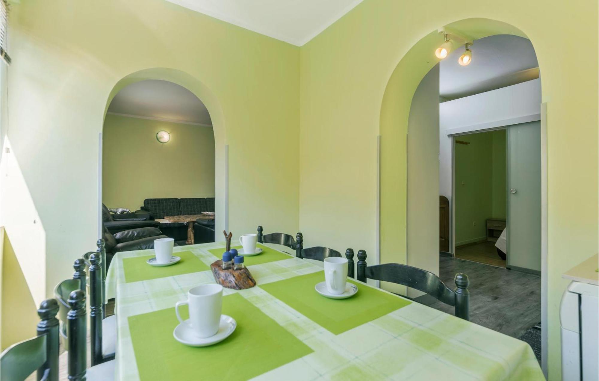 Stunning Apartment In Pula With Wifi